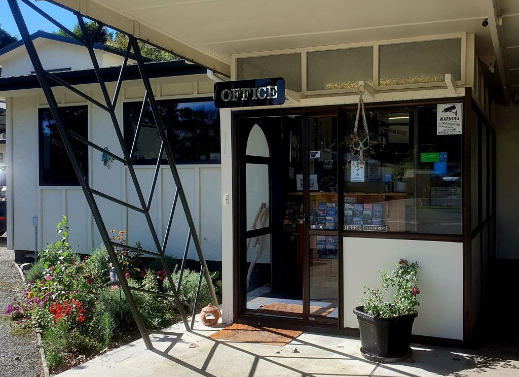 Geraldine motels Office Picture